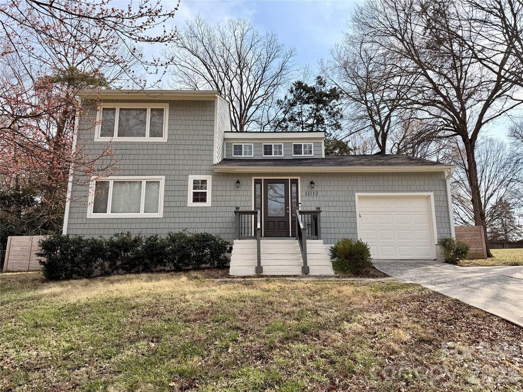 11113 Blue Heron Drive, Charlotte, NC 28226