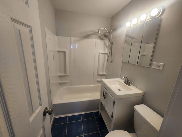 4314 Robin Street, Grove City, OH 43123