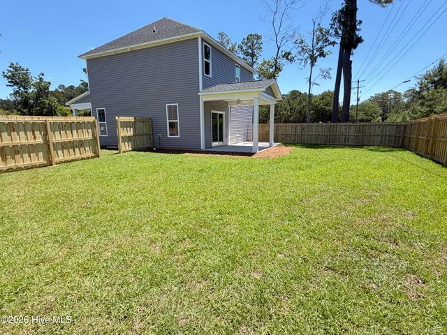 1037 Pine Ridge Court, Castle Hayne, NC 28429