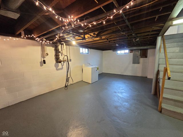 2611 N 13th Street, Terre Haute, IN 47804