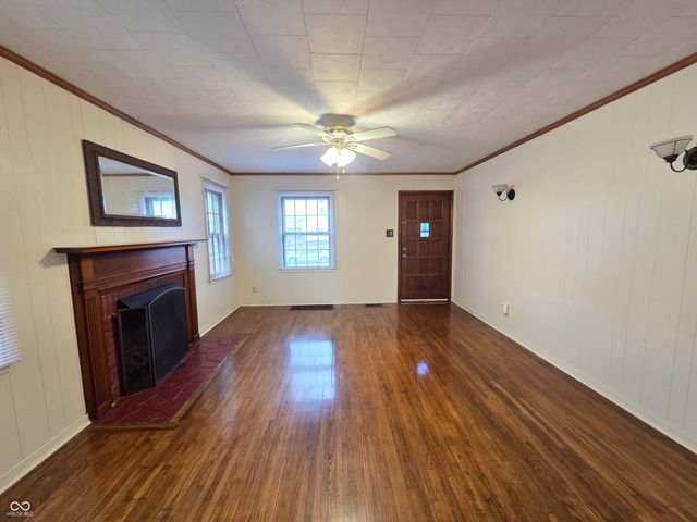 2611 N 13th Street, Terre Haute, IN 47804