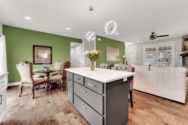 5619 S Lexington Avenue, Springfield, MO 65810