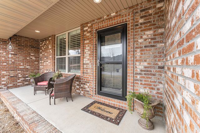 5619 S Lexington Avenue, Springfield, MO 65810