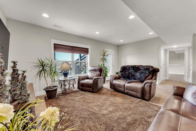 5619 S Lexington Avenue, Springfield, MO 65810