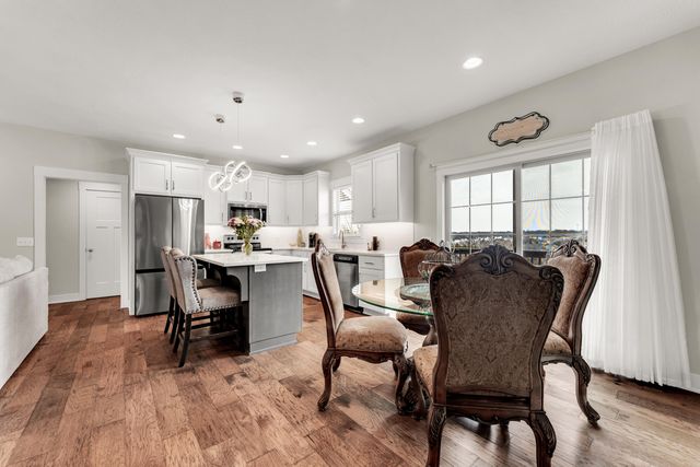 5619 S Lexington Avenue, Springfield, MO 65810