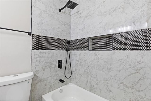 120 Kings Court, Lawrenceville, GA 30044