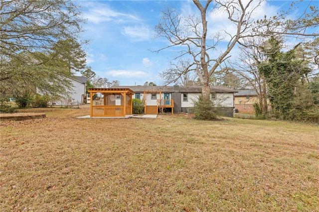 120 Kings Court, Lawrenceville, GA 30044