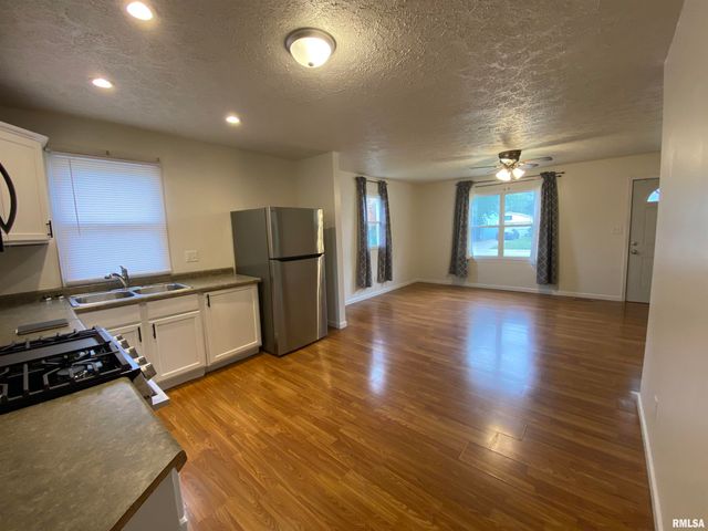 1311 JOHNSON Lane, Springfield, IL 62702