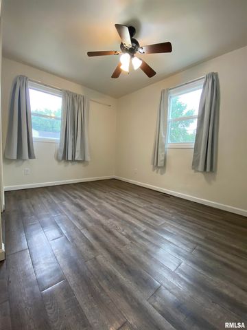 1311 JOHNSON Lane, Springfield, IL 62702