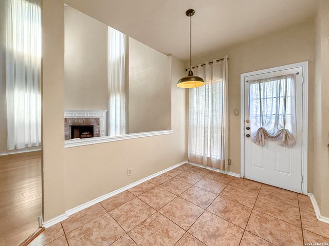 21122 SIMI VALLEY DR, San Antonio, TX 78259