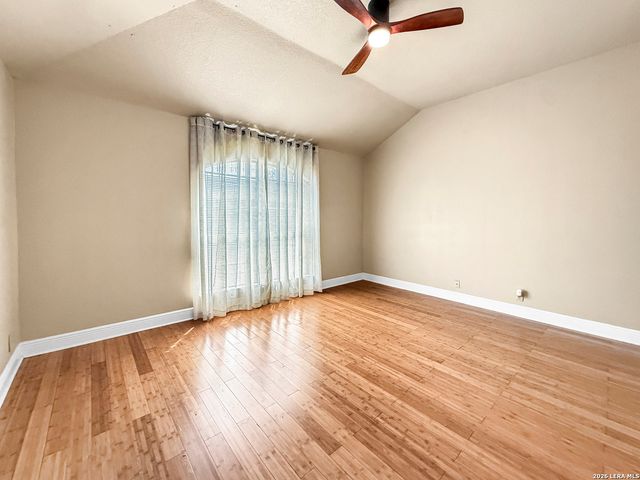 21122 SIMI VALLEY DR, San Antonio, TX 78259