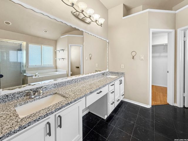 21122 SIMI VALLEY DR, San Antonio, TX 78259
