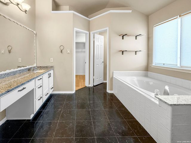 21122 SIMI VALLEY DR, San Antonio, TX 78259