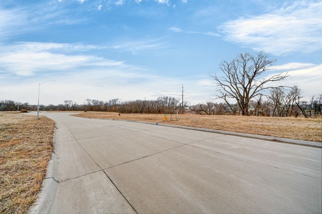 224 Alder Boulevard, Pleasant Hill, IA 50327
