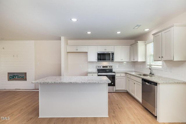 300 Tuscany Circle, Princeton, NC 27569