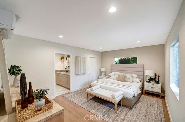 22120 Costanso Street, Woodland Hills (los Angeles), CA 91364