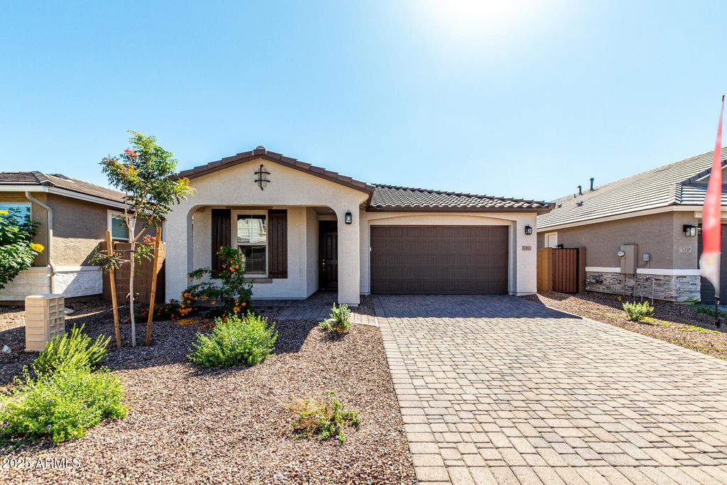 5353 W LAS PALMARITAS Drive, Glendale, AZ 85302