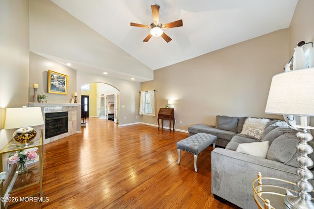 1042 Maxim Southard Road, Howell, NJ 07731