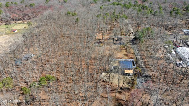 1042 Maxim Southard Road, Howell, NJ 07731