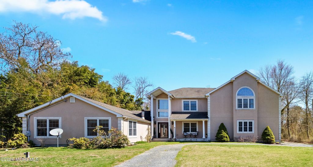1042 Maxim Southard Road, Howell, NJ 07731