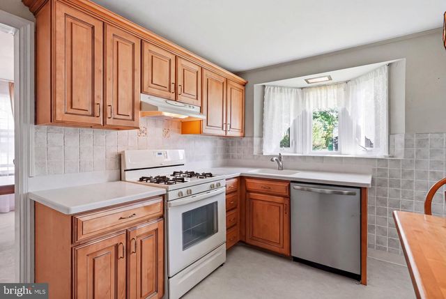 424 STRATFORD AVE, Haddon Township, NJ 08108