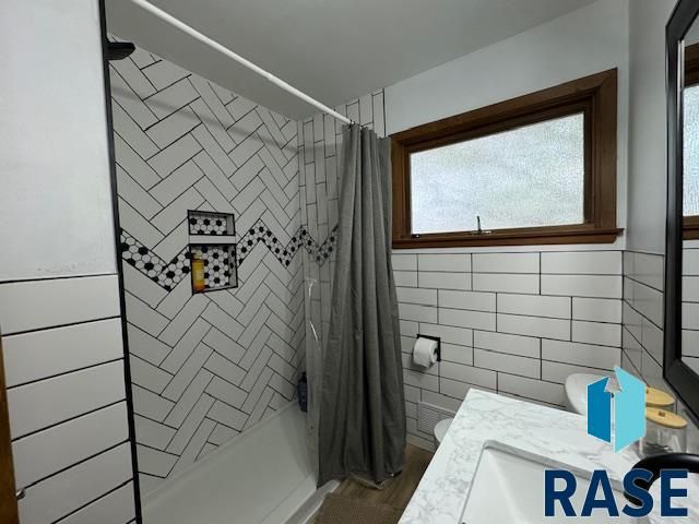 3101 S Jefferson Ave Avenue, Sioux Falls, SD 57105