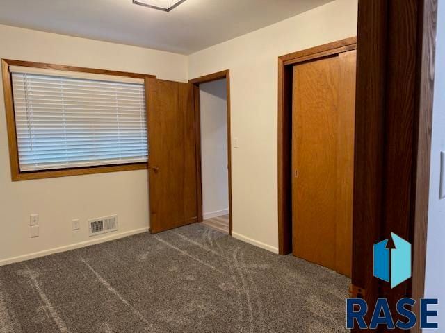 3101 S Jefferson Ave Avenue, Sioux Falls, SD 57105