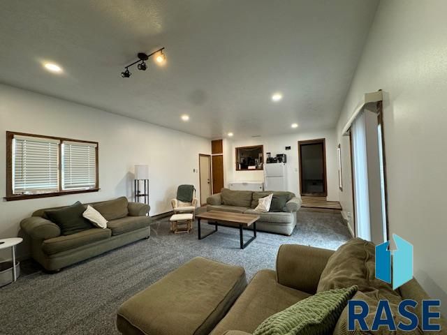 3101 S Jefferson Ave Avenue, Sioux Falls, SD 57105