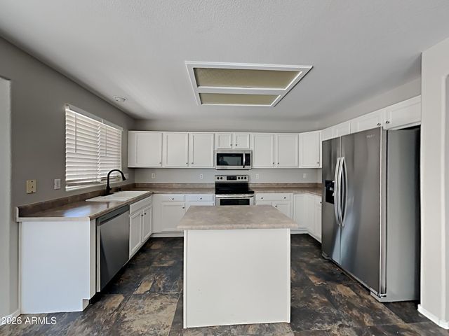 13019 W MONTEREY Way, Avondale, AZ 85392