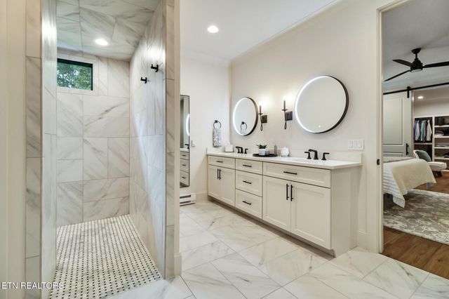 21 Oakcrest Circle, Fairfield Glade, TN 38558