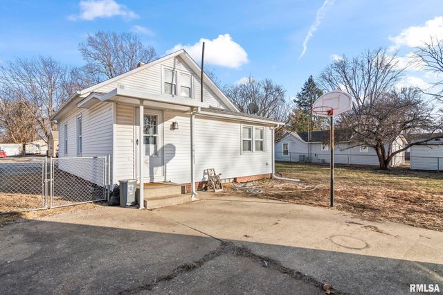 2827 S 16TH Street, Springfield, IL 62703