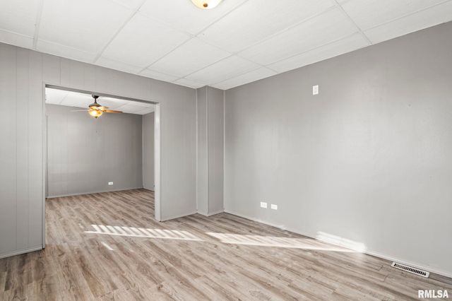 2827 S 16TH Street, Springfield, IL 62703