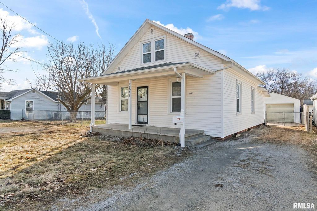 2827 S 16TH Street, Springfield, IL 62703