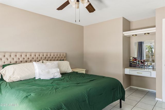 5832 S 45TH Street, Phoenix, AZ 85040