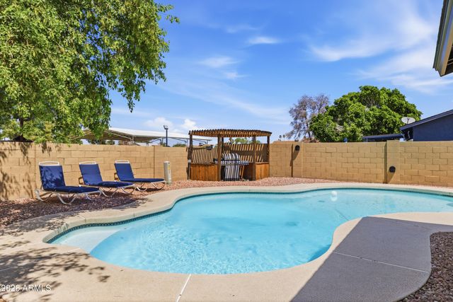 5832 S 45TH Street, Phoenix, AZ 85040