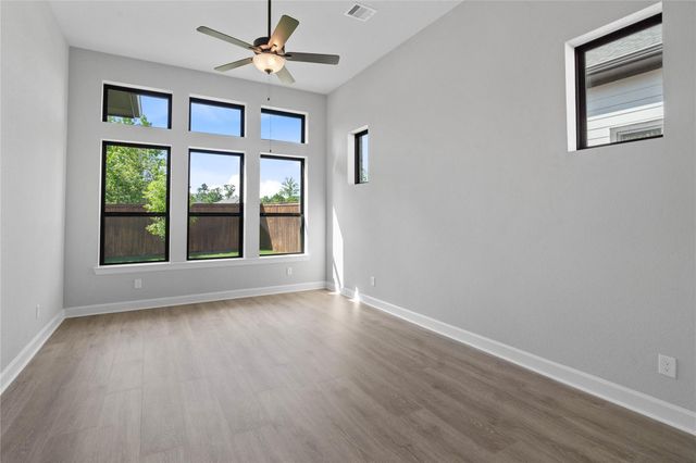 26440 N Wayland Chase, Montgomery, TX 77316
