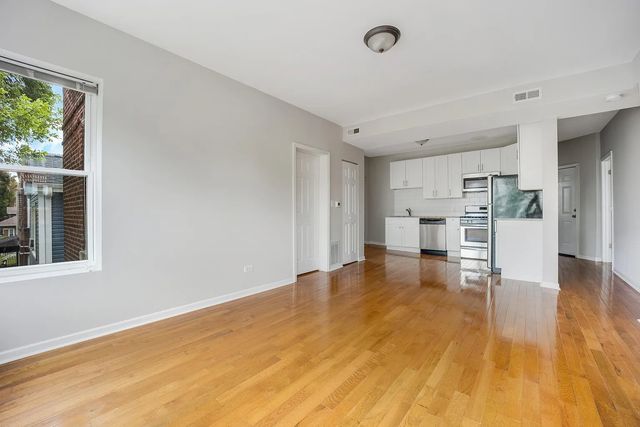 3924 W Altgeld Street 2, Chicago, IL 60647