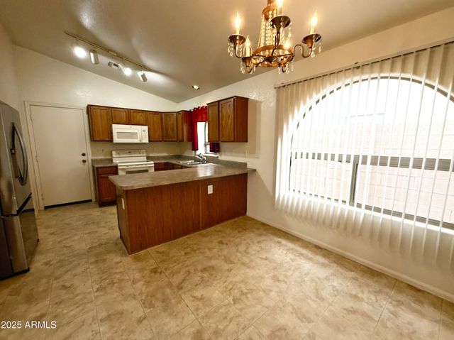4622 W Beverly Road, Laveen, AZ 85339