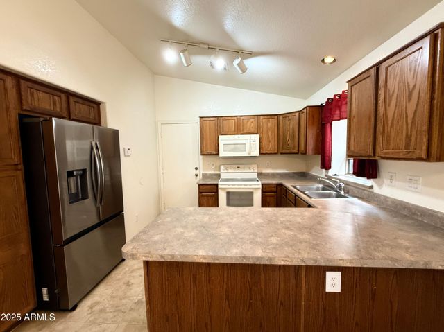 4622 W Beverly Road, Laveen, AZ 85339