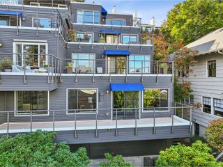 2340 Sw CACTUS Dr, Portland, OR 97205