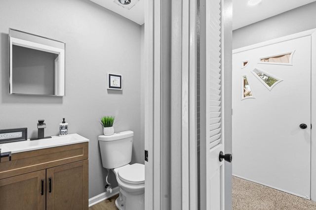 4962 S 20th STREET, Milwaukee, WI 53221