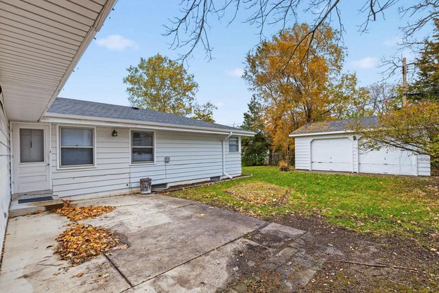 4962 S 20th STREET, Milwaukee, WI 53221