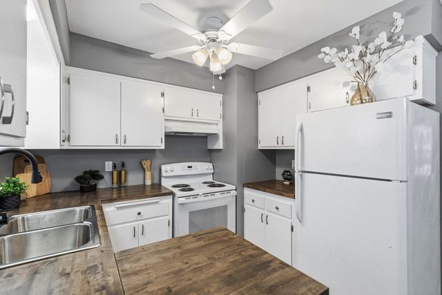 4962 S 20th STREET, Milwaukee, WI 53221