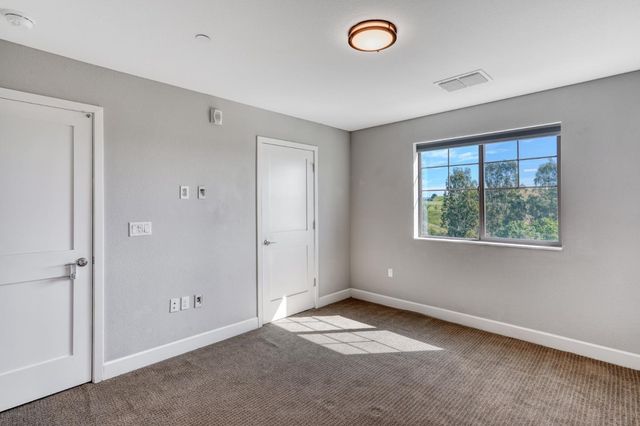 897 Tranquility Circle 5, Livermore, CA 94551