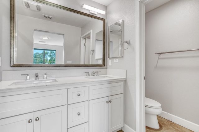 897 Tranquility Circle 5, Livermore, CA 94551