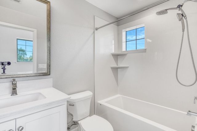 897 Tranquility Circle 5, Livermore, CA 94551