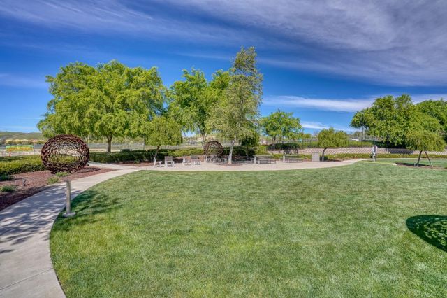 897 Tranquility Circle 5, Livermore, CA 94551