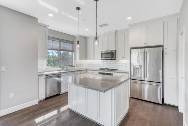 897 Tranquility Circle 5, Livermore, CA 94551