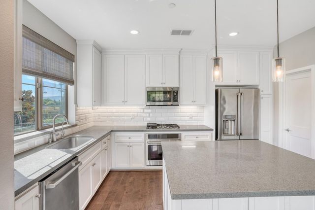 897 Tranquility Circle 5, Livermore, CA 94551