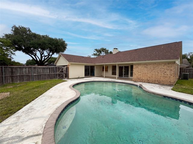 3701 Westminster Drive, Carrollton, TX 75007